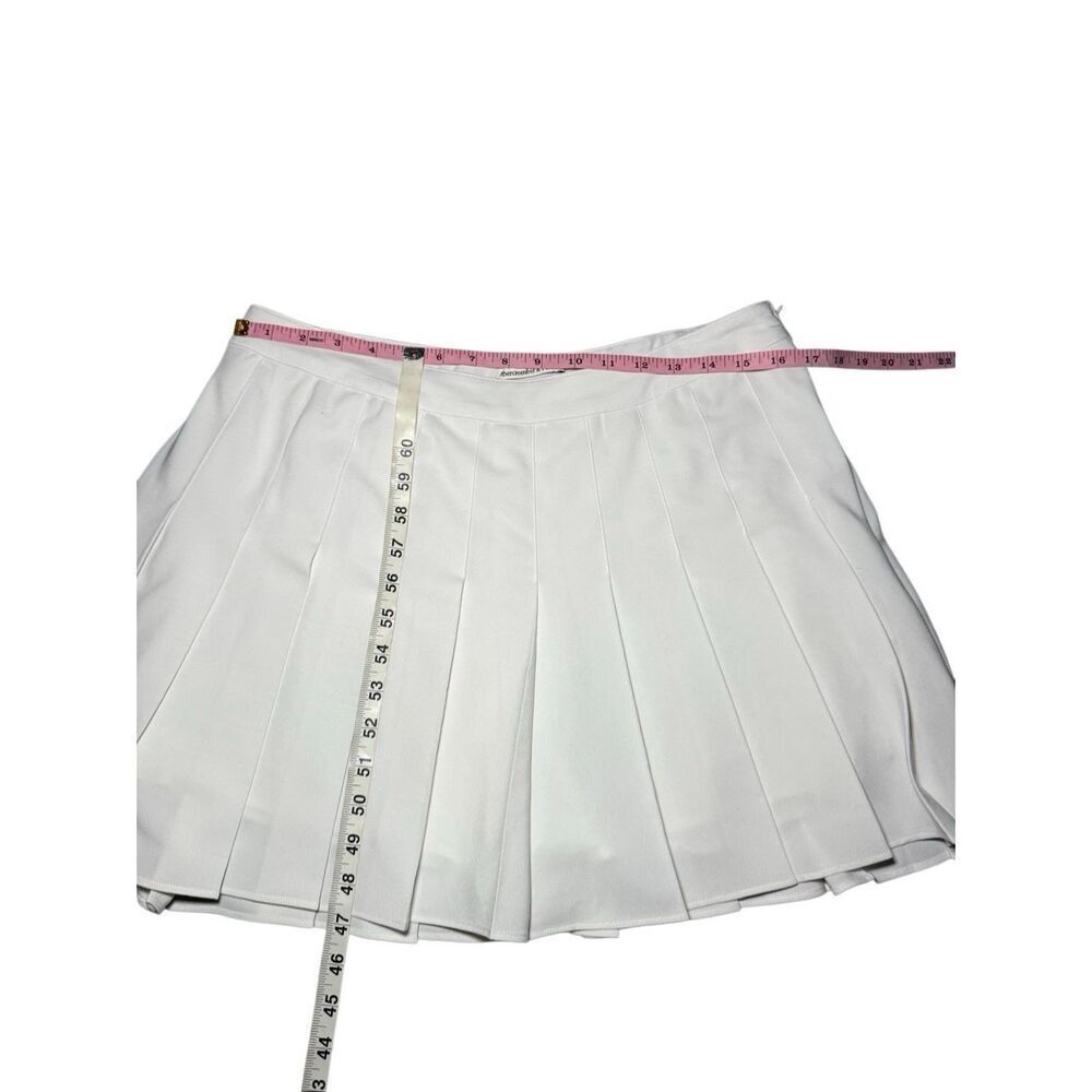 Abercrombie & Fitch pleated white skort Large - Picture 3 of 6